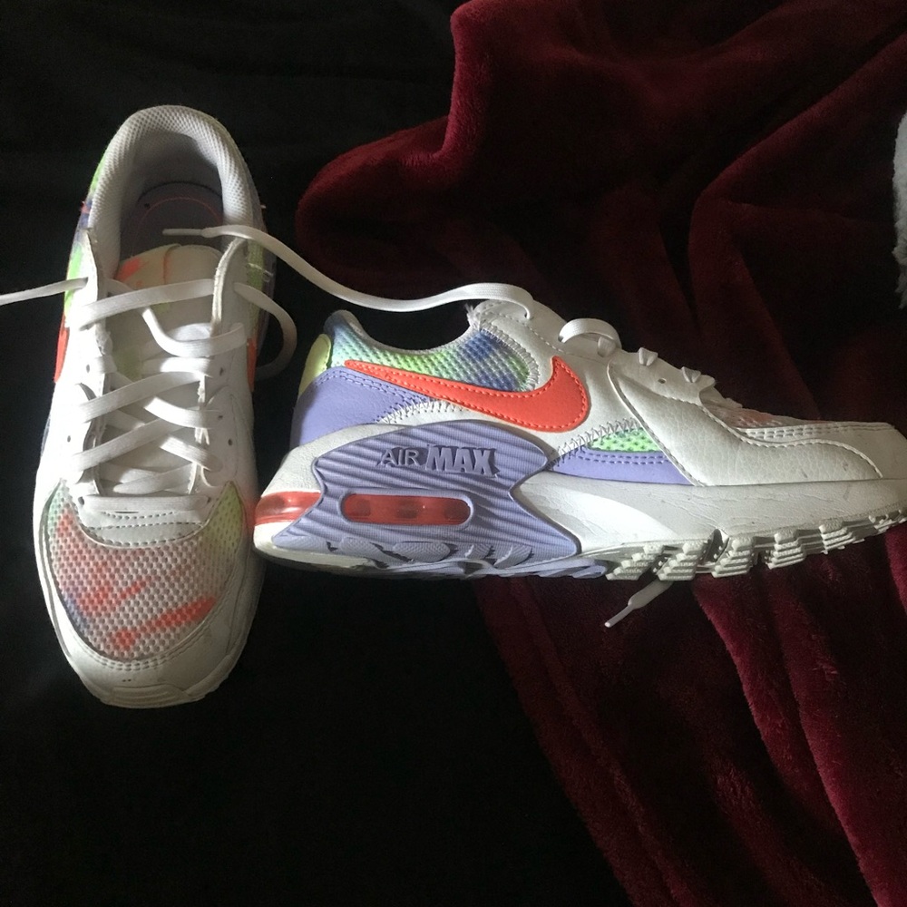 Nike
